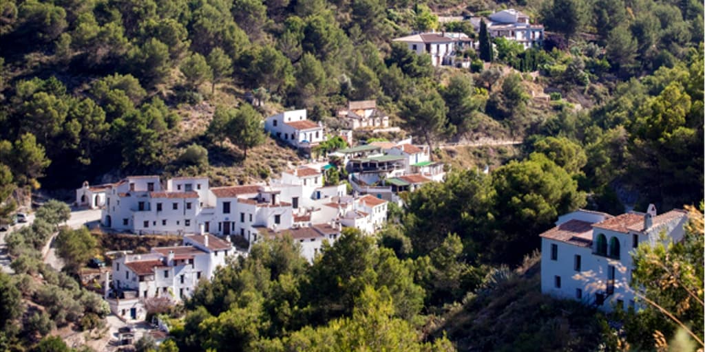 La aldea abandonada de Málaga con 15 habitantes que casi nadie conoce