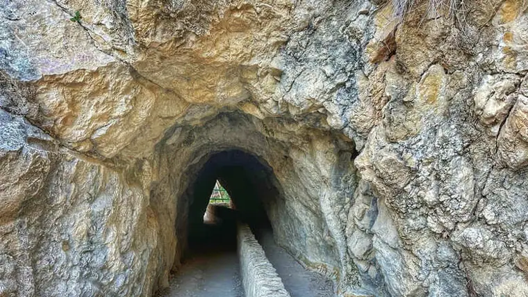 Tunel de la Cueva del Agua