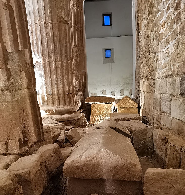 Tumbas de la Ermita de Santa María de los Arcos