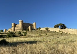 Combates medievales en el castillo donde Charlton Heston y Sofía Loren rodaron 'El Cid'