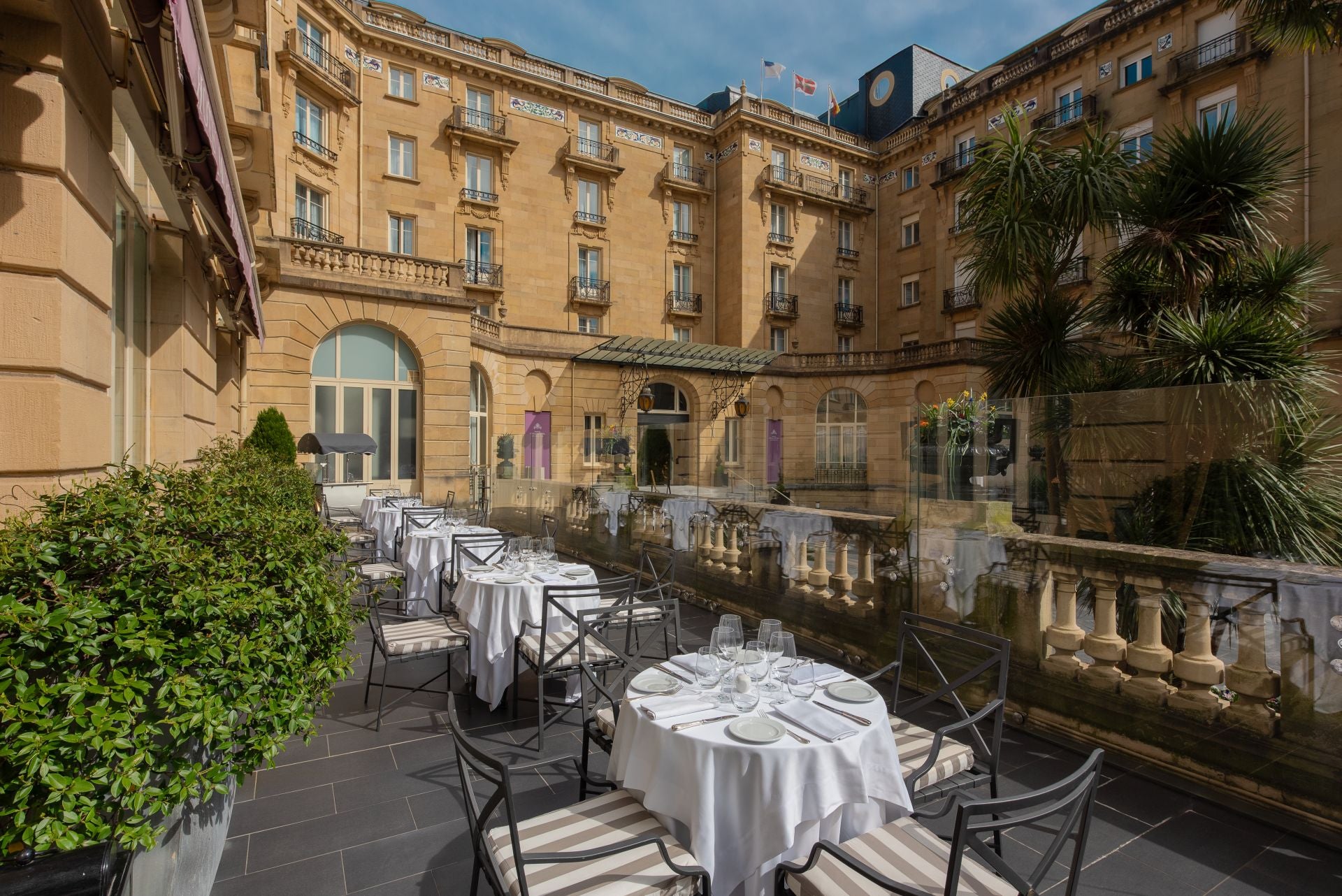 La Reina que se enamoró de San Sebastián y el hotel de cine que la recuerda