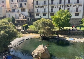 Descubre la belleza natural de la Poza Grande de Trevélez: un paraíso escondido en la Alpujarra