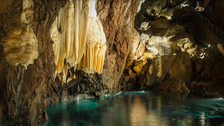 Imagen del Gran Salón de la Gruta de las Maravillas