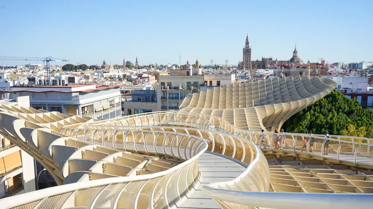 Pasarela panorámica de la parte superior de las Setas de Sevilla