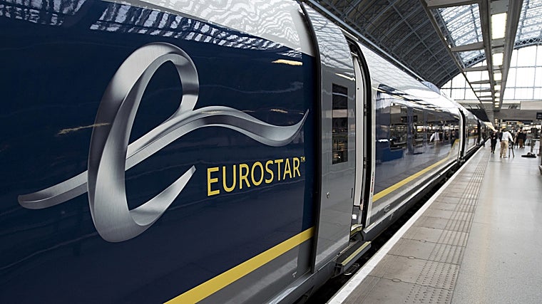 Un Eurostar en  Kings Cross St. Pancras Station en Londres