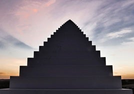 La escalera del cielo está en este pueblo de Andalucía: el peculiar efecto óptico que une los dos mundos