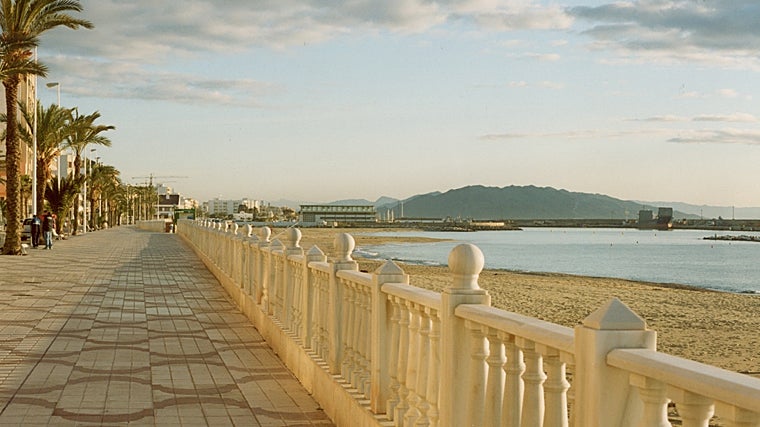 Paseo marítimo de Garrucha