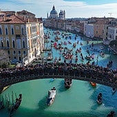 Hordas de turistas acaban con el espíritu del Carnaval de Venecia