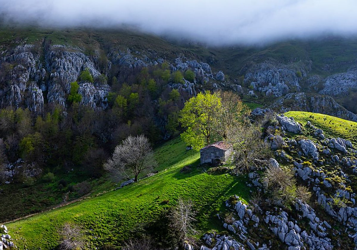 Los Valles Pasiegos están formados por tres valles: Pas, Miera y Pisueña