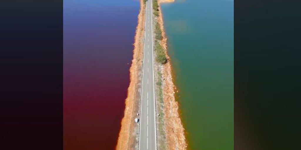 La ruta motera que puedes hacer en Huelva y que atraviesa dos aguas de colores distintos