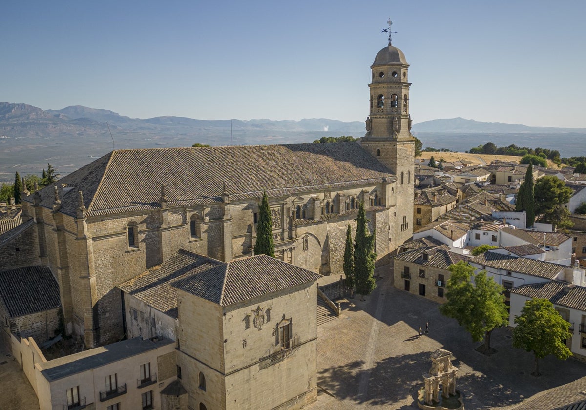 Plaza de Santa María en Baeza, donde se encuentran cinco edificaciones declaradas Patrimonio de la Humanidad