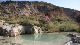 Las pozas de aguas termales con beneficios medicinales que se esconden en un precioso pueblo cerca de Almería