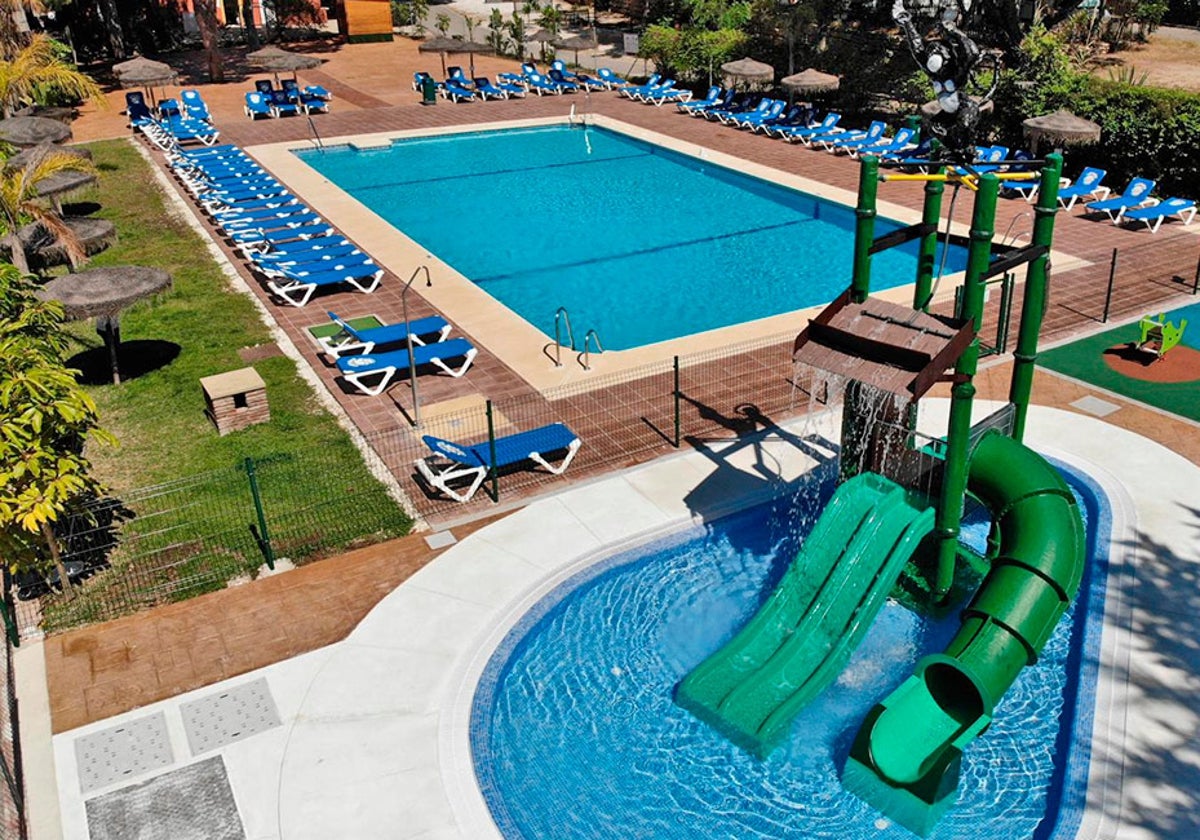 Imagen de una de las piscinas del camping