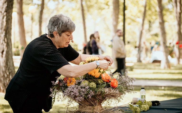 Imagen principal - Zaragoza Florece 2025: arte floral y sostenibilidad en el corazón de la ciudad