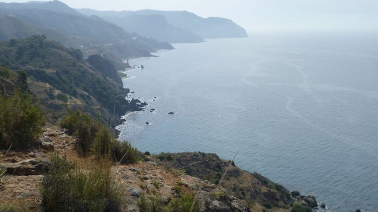 Acantilados de Maro-Cerro Gordo
