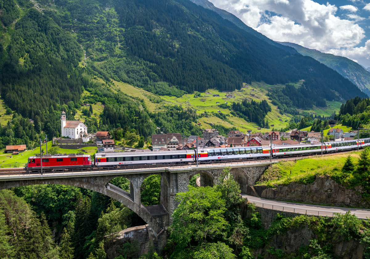 El Gothard Panorama Express, una experiencia única por los Alpes Suizos