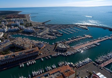 El rincón de Almería conocido como la 'pequeña Mónaco' por su puerto y casas de lujo