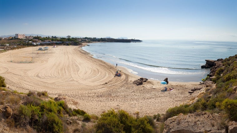 La playa de ambiente familiar de Calarreona