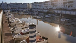 El bonito y desconocido puerto que guarda este pueblo de Sevilla
