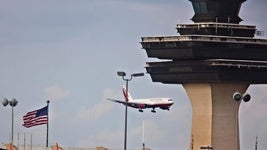 EE.UU. acaba con la obligación de quitarse los zapatos en los aeropuertos
