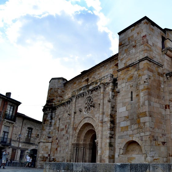 Zamora, historia y leyenda a orillas del Duero