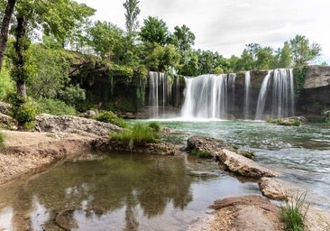 De ruta por las cascadas, pozas y playas más espectaculares de Burgos