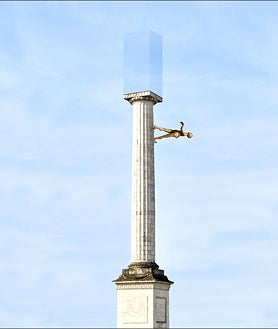 Imagen secundaria 2 - 'Les Anneaux' (Los Anillos), de Daniel Buren y Patrick Bouchain (arriba); 'L'homme de bois' ('El hombre de madera), de Fabrice Hyber (abajo izquierda); y 'Antípodos' de Iván Argote