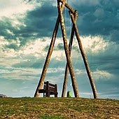 Diez rincones de España con bancos y columpios espectaculares que debes visitar