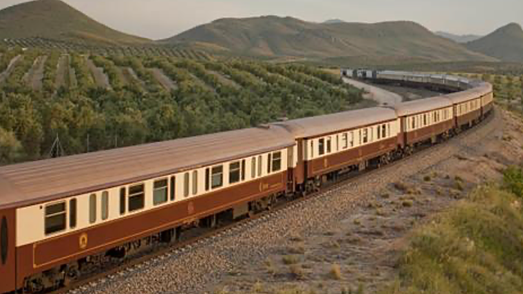 El tren Al Andalus durante uno de sus recorridos por Andalucía