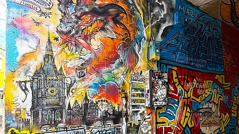 Inicio de la Werregarenstraatje (calle de los graffitis)