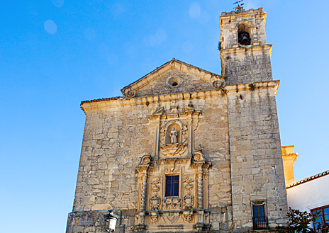 Imagen secundaria 1 - Centro histórico de Montefrío, iglesia de San Antonio y vista aérea de la Iglesia de la Encarnación