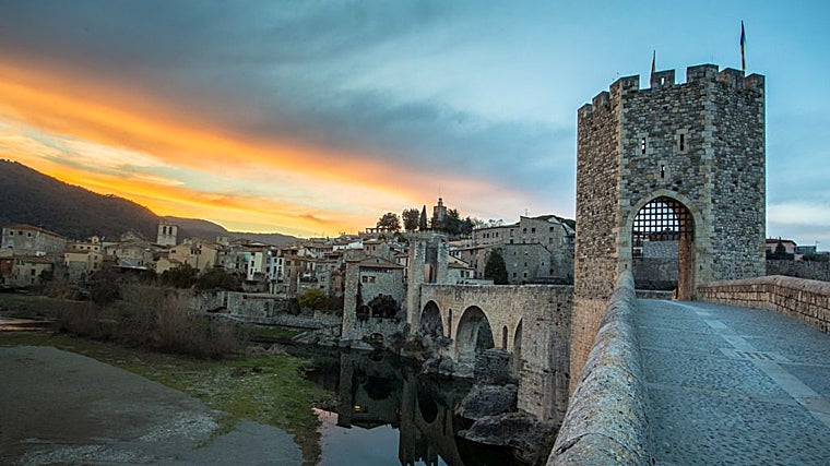 Puente medieval de Besalú