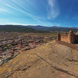 De fortaleza medieval a plató de cine: La Calahorra, el castillo más hollywoodiense
