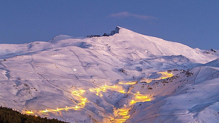 Sierra Nevada, Formigal y Baqueira: las estaciones de esquí que abren este fin de semana en España