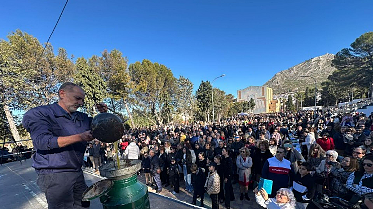 Así es la Fiesta de la Aceituna de Jaén: aceite de oliva gratis para todos los que lo visiten