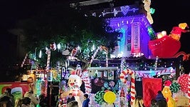 La calle más navideña de Andalucía está a una hora y media de Sevilla: «Es como si estuvieras en una película americana»