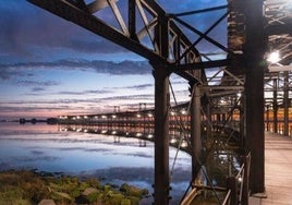 Seis artistas ofrecen una visión contemporánea del Muelle del Tinto en la Galería Espacio 0