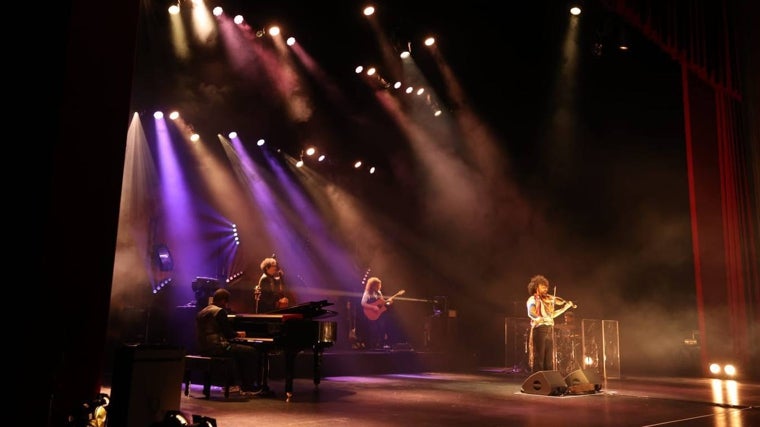 Malikian, bien acompañado en el escenario