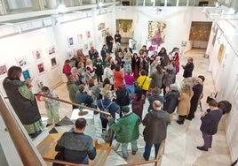 El arte une a la sociedad onubense 'bajo un mismo latido' por la igualdad