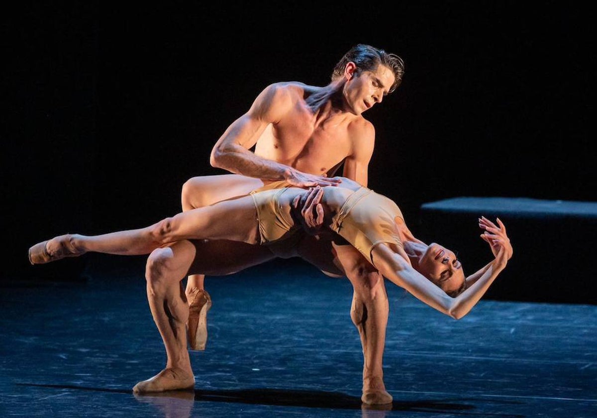 Las esculturas de Rodin se transforman en piezas de danza en el Festival Castillo de Niebla