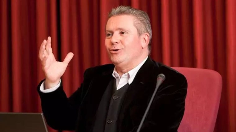 Manuel Ángel Vázquez Medel: «Reivindico que un ser tan limitado como el ser humano esté abierto al infinito y a la eternidad»