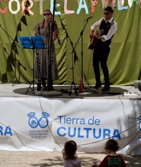 Imagen secundaria 2 - El coro Good Vibles, Alejandro Rivera y Gasch & Herrick