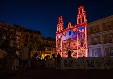 Niebla cumple 40 años iluminando las noches de verano con teatro y danza