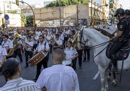 El ambiente de la corrida de rejones de Colombinas este domingo