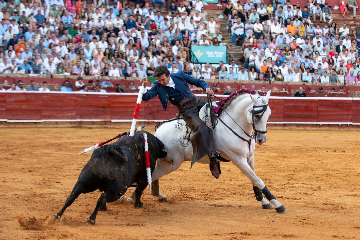 La corrida de rejones de estas Colombinas de 2025, en imágenes