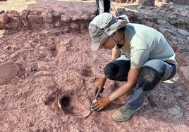 El santuario fundacional de Tejada la Vieja: Siete ánforas guardan la clave