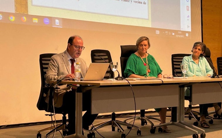 Imagen principal - Rigor histórico contra las leyendas negras del Descubrimiento de América: «No hubo matanzas de indígenas»