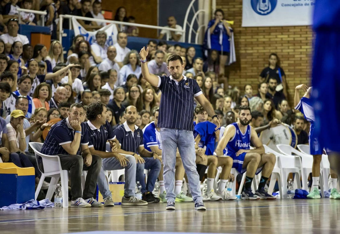 Los instantes de un duelo que ya es historia del baloncesto onubense