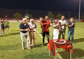 El Cartaya se lleva su trofeo ante el San Roque (2-1)
