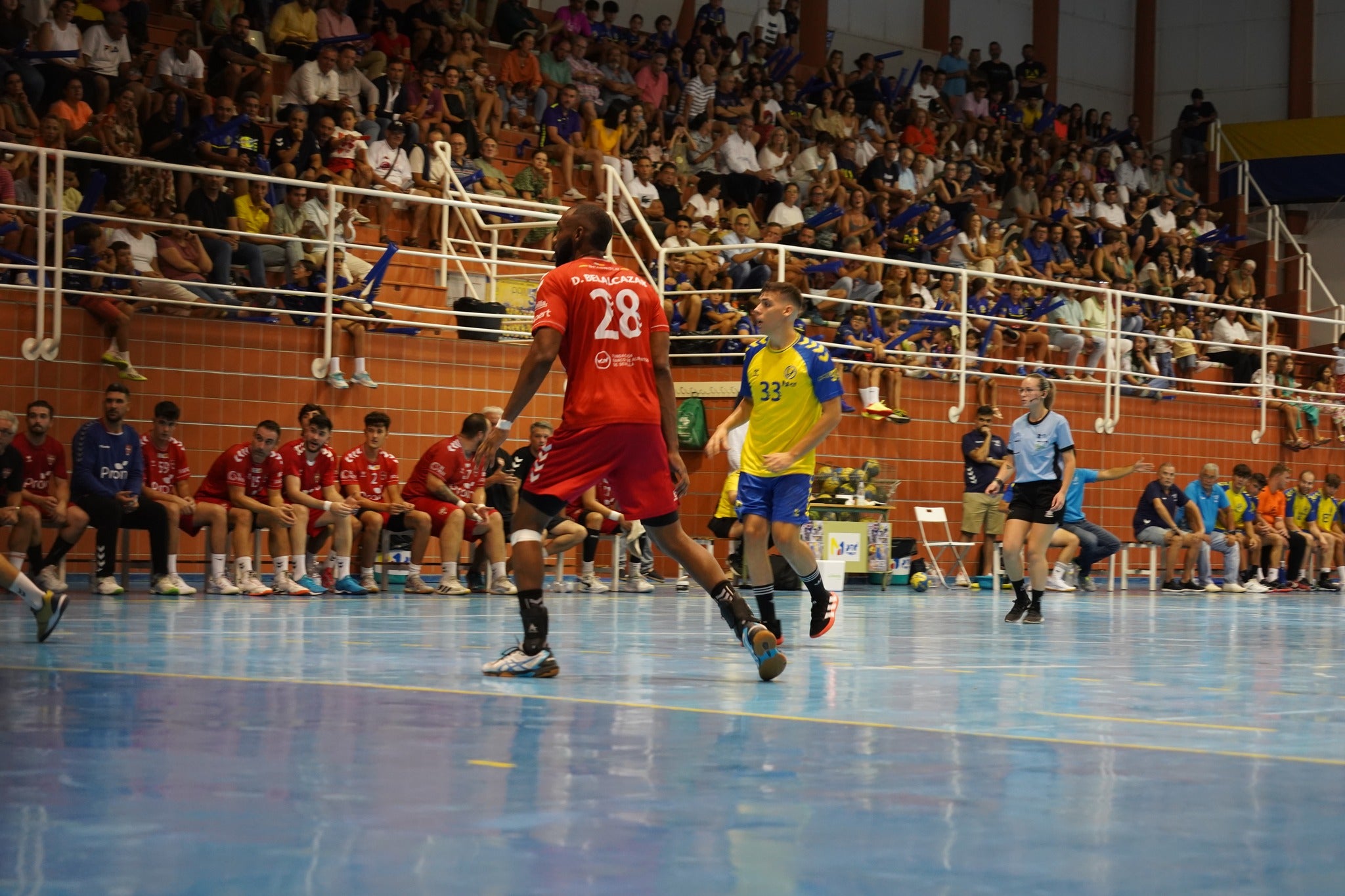 El BM Triana se lleva ante el PAN el Trofeo Ciudad de Moguer